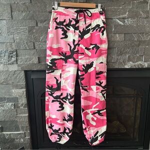 Superdown Jada Cargo Pants in Pink Camo